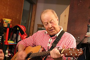 Pfelders_95.jpg Pfelders_95.jpg